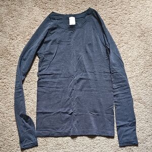 Athleta Long Sleeve Momentum